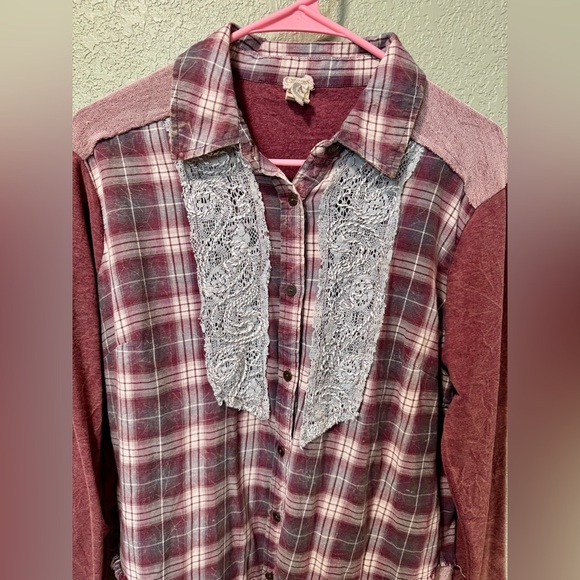 Gimmicks by BKE Burgundy Plaid Lace Kids Shirt - Picture 3 of 4